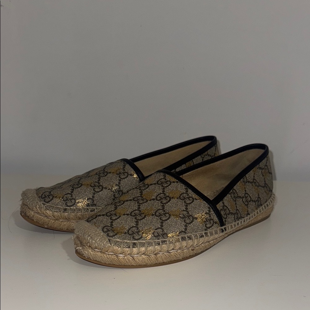 Gucci Women's Espadrille Shoes - Beige and Black